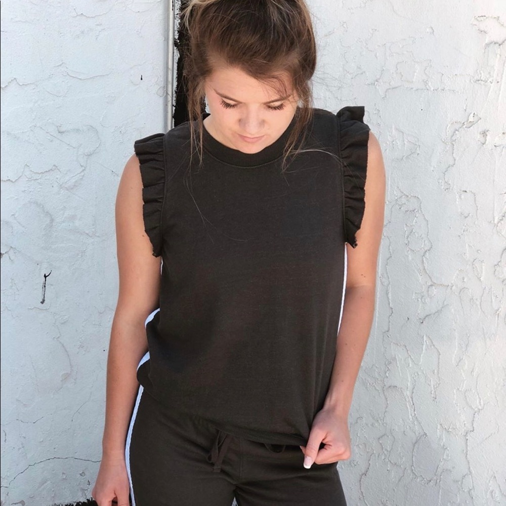 Sleeveless Ruffle Pullover